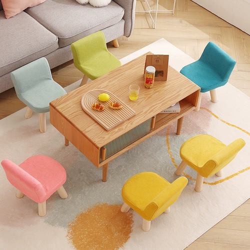 Детский маленький стул магистраль сеть красного дома с низким табурет