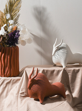 售楼处样板房书柜软装装饰品客厅电视柜家居工艺品陶瓷牛摆件