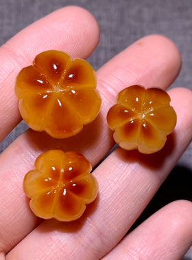 天然蜜蜡南瓜雕刻件琥珀饰品