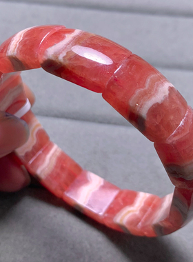 天然五花肉红纹石手排正桃花手串