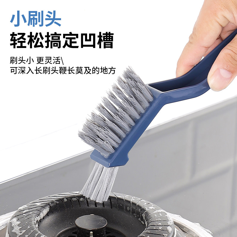 Crevice cleaning brush