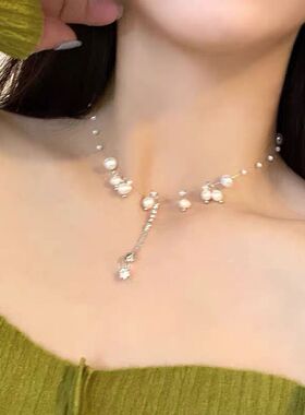 2028新款珍珠流苏项链女夏轻奢高级设计感小众颈链锁骨链配饰百搭