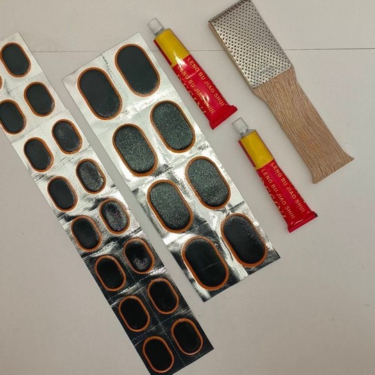Parche de reparación de tubo interior, conjunto de herramientas de reparación de neumáticos, película de pegamento para reparación de neumáticos de vehículos eléctricos y motocicletas y bicicletas