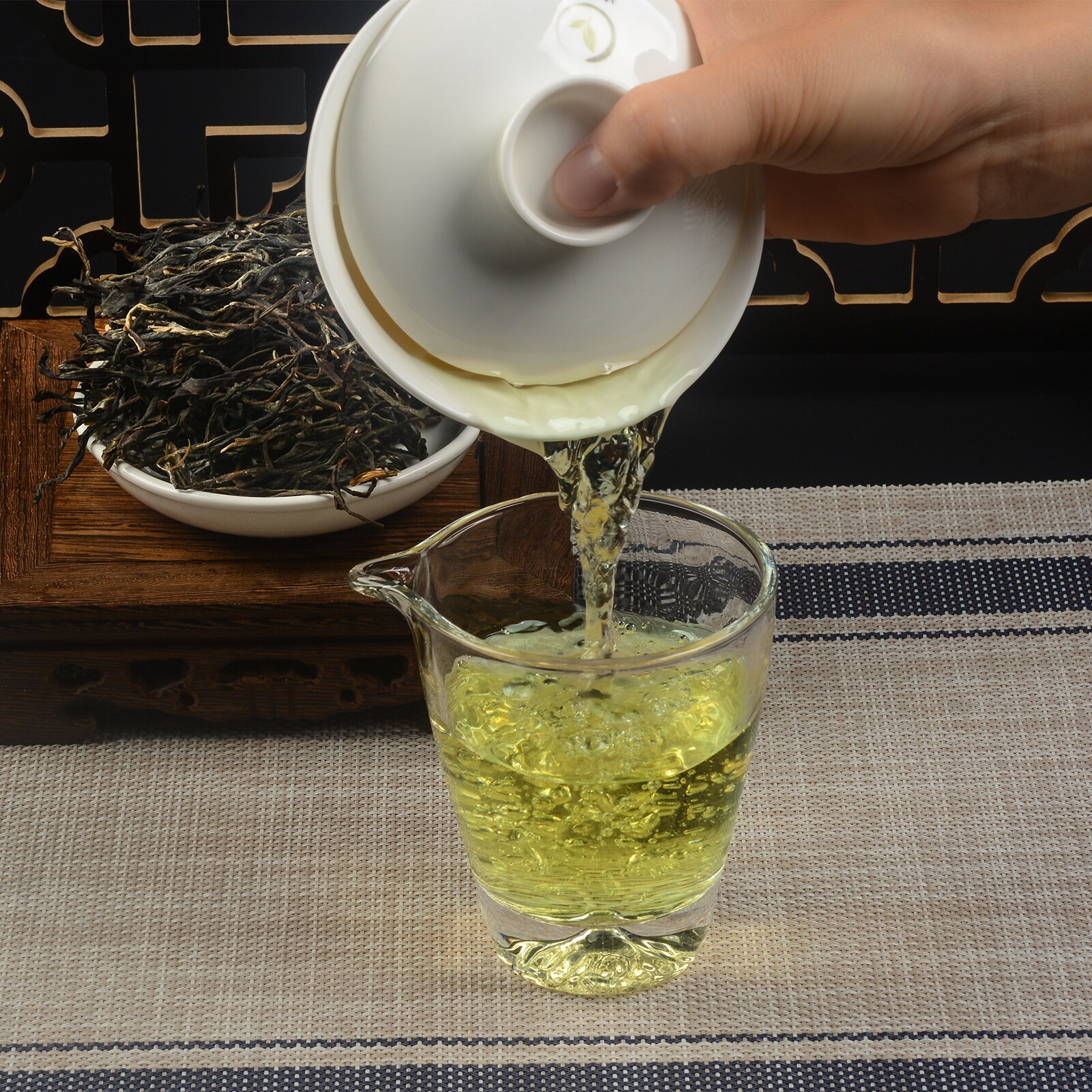 蛮砖大树茶2025年云南古六大茶山易武普洱生茶回甘甜老茶客口粮茶