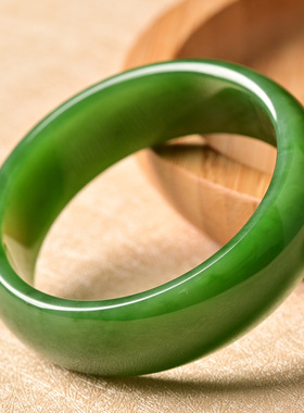 【】新疆和田碧玉手镯菠菜绿宽版女款旺夫真复古风送妈妈