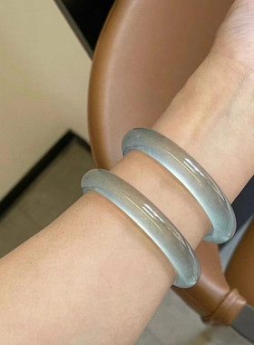 高冰种石英岩玉蓝水天青冻手镯库里蓝手镯冰透翡翠水沫玉手镯