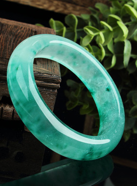 独龙玉手镯 飘花巴山玉手镯 石英岩玉手镯雪花玉飘蓝花玉镯间