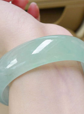 新坑翡色翠玉色玉镯 冰种石英岩处理玉手镯 翠色镯子 满绿通透湖