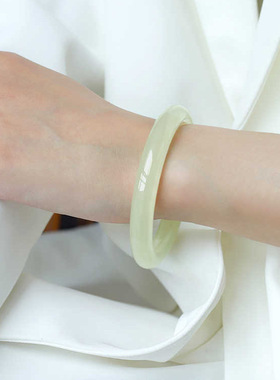 天然和田玉手镯阿富汗玉冰种青白玉镯子圆条玉石手镯晴水色玉手镯