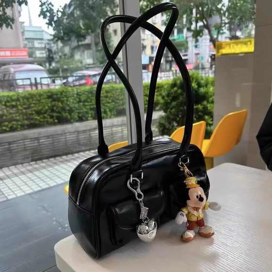 Hui Yunzhen's same style bag with large capacity on the shoulder
