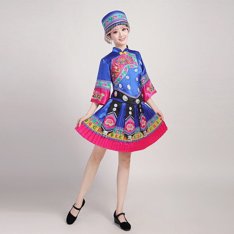 新款苗族服装女刺绣彝族成人演出服 哈衣部落民族服装/舞台装