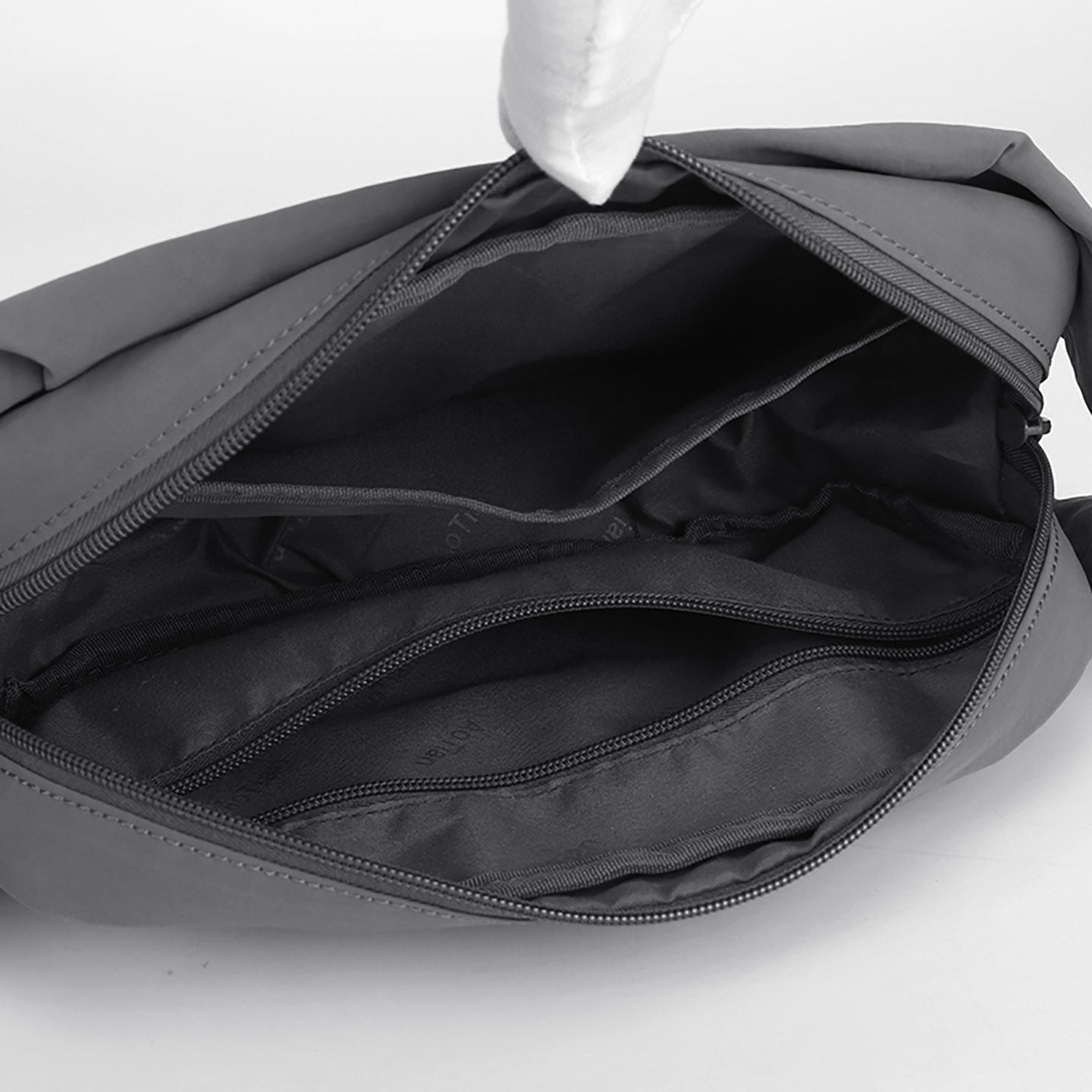 胸包男款斜挎包2026新款轻便运动骑行小背包男士户外旅游手机腰包,淘宝优惠券,粉丝福利购,淘宝优惠卷