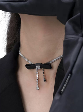 小众蝴蝶结镶钻颈链流苏项链锆石甜酷轻奢风高级感锁骨链锁骨链女