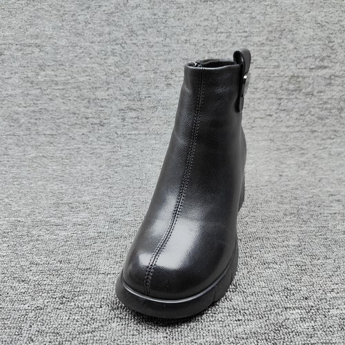 25尾货工厂断码处理女鞋短筒真皮马丁靴粗跟舒适休闲保暖加绒羊皮 - 图1