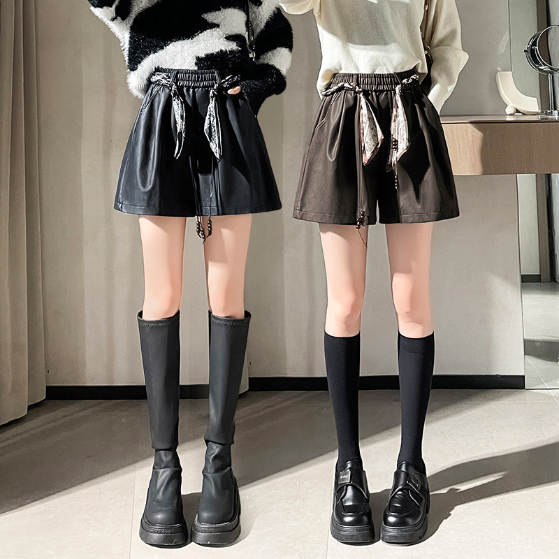 复古气质PU皮阔腿短裤女2025秋季新款丝巾配件高腰小个子休闲皮裤,淘宝优惠券,粉丝福利购,淘宝优惠卷