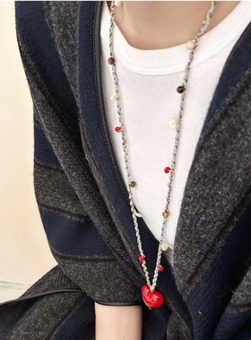 夏日多巴胺爱心吊坠项链度假风时尚编织绳长款毛衣链个性颈链女款