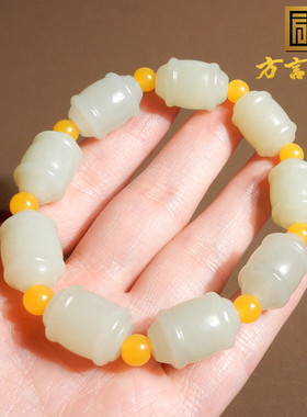 新疆巨细且末料带翠色鼓珠手串