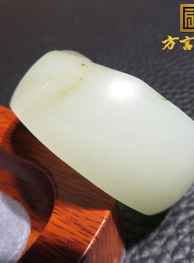 爆火方言和田玉精品新疆玉龙河老熟挂金皮白玉籽料33mm戒指扳指w3