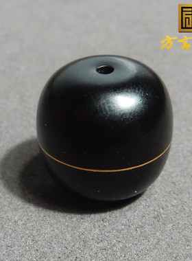 惊呆了方言精品和田玉新疆特色墨玉一线天错金工艺籽料吊坠挂件w2