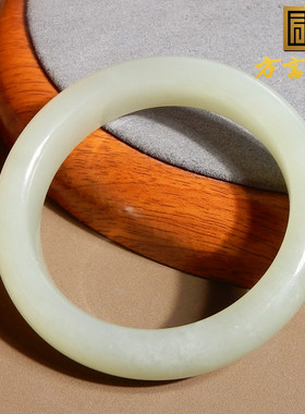 美美哒青海老坑冰晴底女神正装镯