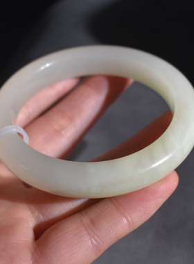 方言品牌和田玉精品温润青海料老坑白玉内径卡55mm正装玉手镯R1