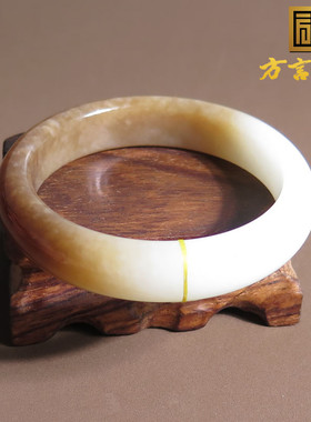 美美哒且末料糖白玉油润半山水镯
