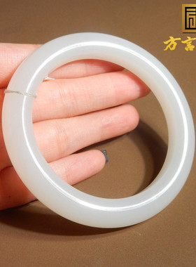 方言新疆且末黑山料白玉59mm手镯