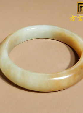 58mm正装手镯方言且末料糖白玉