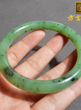 爆火方言和田玉特色俄料老坑碧玉果绿色猕猴桃意境内径59mm手镯w3