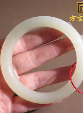 美美哒青海老坑料冰底晴水色镯