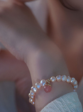 新款粉紫色淡水珍珠手链手串温柔水蜜桃手饰弹力可调节设计感手串