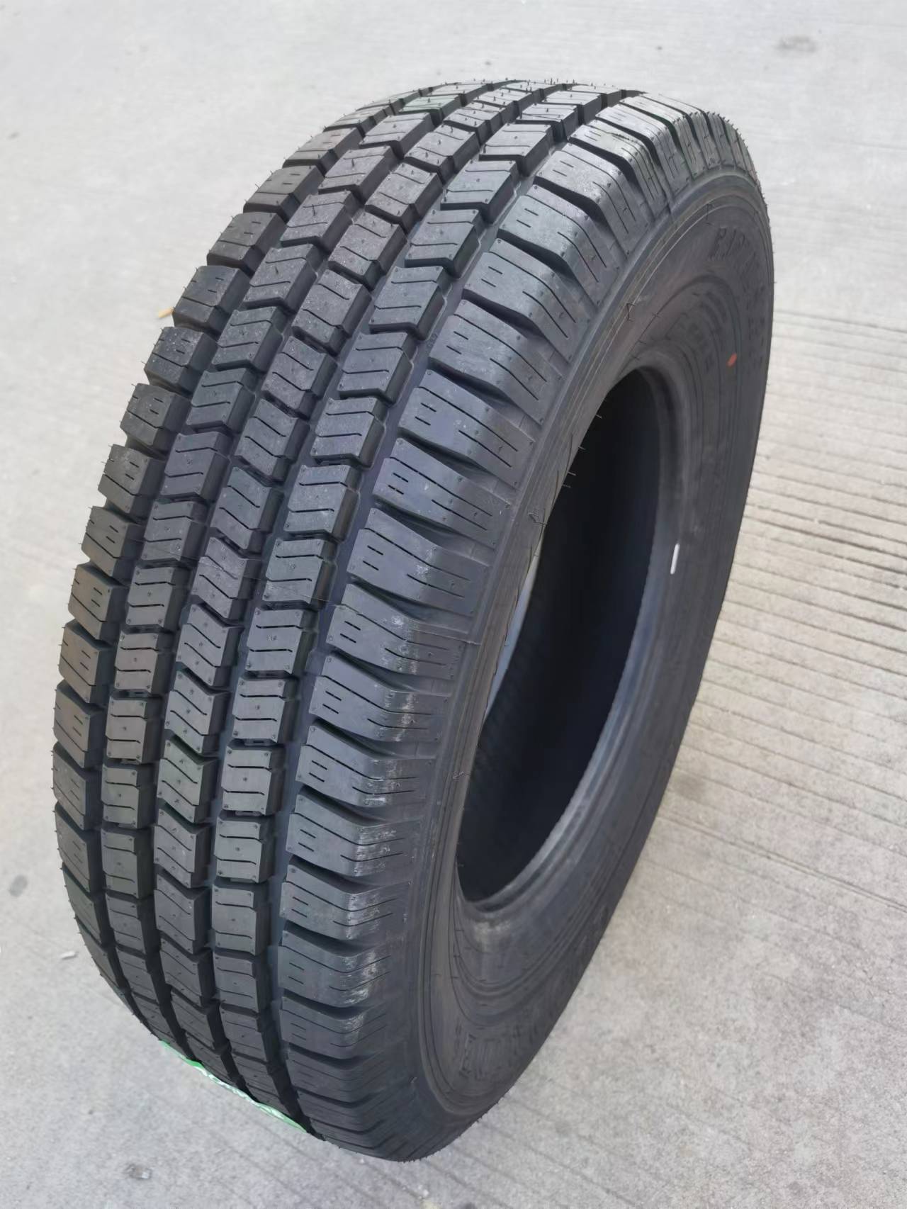 新款朝阳轮胎245/75R17LT 10PR AT越野胎牧马人 24575R17LT 2457-图3