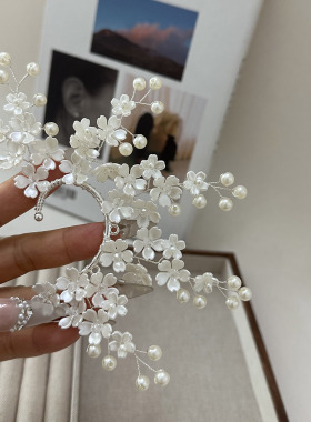 欧美耳饰高级感白色森系精灵珍珠樱花无耳洞耳环手工水晶花朵耳挂