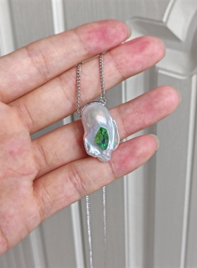 天然淡水大点位巴洛克珍珠极光炫彩项链阿飘造型