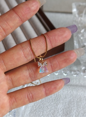 原创新款施家铃铛蝴蝶结水晶项链女锁骨链小众轻奢高级感颈链礼物