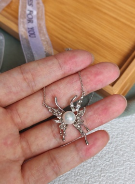 天然淡水珍珠特厚馒头珠甜酷蝴蝶项链