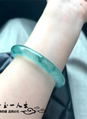 天然石英岩玉少女独龙玉冰种飘花