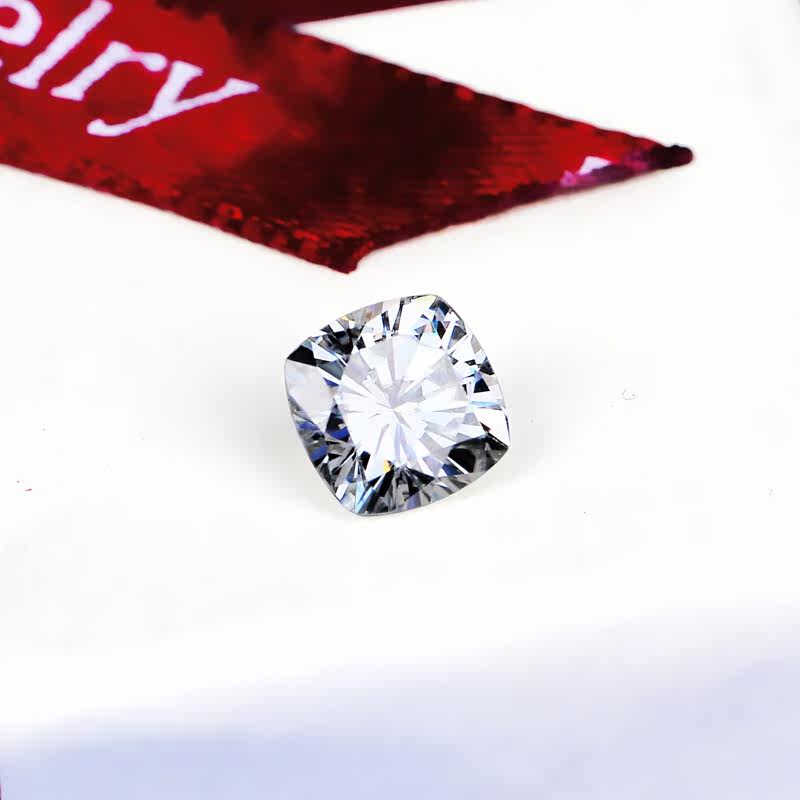 钰名堂charles colvard枕形裸钻 钰名堂戒指/指环