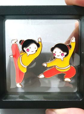 功夫女孩胸针ins女潮个性小别针防走光扣情侣饰品可爱民族风徽章