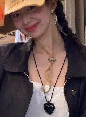 爱心吊坠桃心可调节项链女皮革