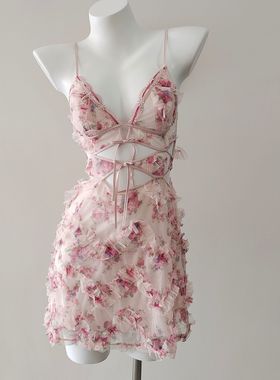 女夏季2025新款纯欲风小胸短裙浮雕花镂空蕾丝网纱吊带睡衣套装