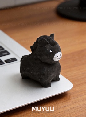 手工木雕小马丨黑马办公桌工位稳定情绪桌面装饰摆件生肖礼物女
