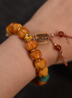 藏式牦牛骨雕刻搭配玛瑙天珠单圈手串