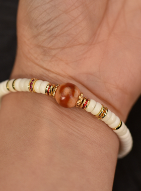 红肉天珠搭配菩提根薄片女士单圈手链