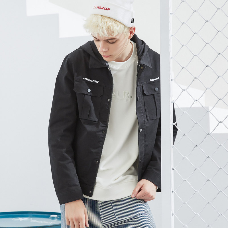  美特斯邦威华祥夹克