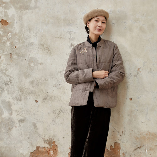 布小匠原创设计高级棉麻绣花夹棉冬季外套女2025新款国风轻薄棉服 - 图1
