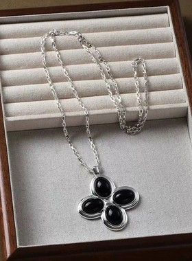 新中式国风项链唐装黑色花瓣吊坠毛衣链高级感锁骨链挂件配饰长款