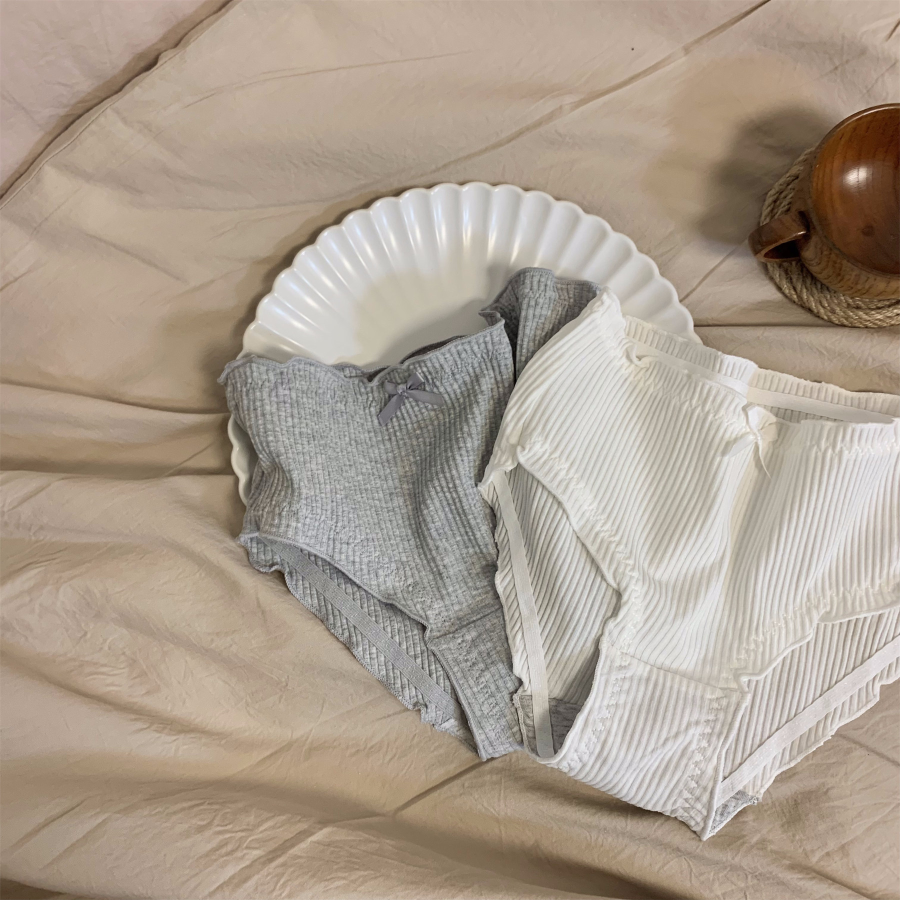 【泽衣壹品】蕾丝边女纯色中腰舒适纯色螺纹棉纯棉裆抑菌内裤女,淘宝优惠券,粉丝福利购,淘宝优惠卷