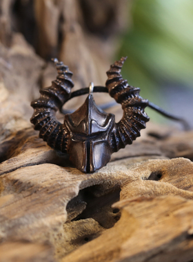 黑暗系哥特风手工雕刻吊坠定制