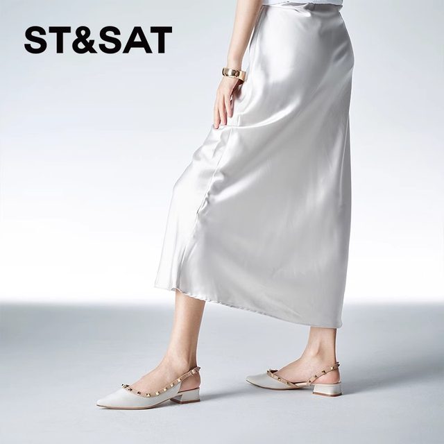 Saturday square heel rivet pointed toe mid-length sandals